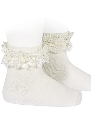 Condor ivory socks with lace edging and bow ankle socks