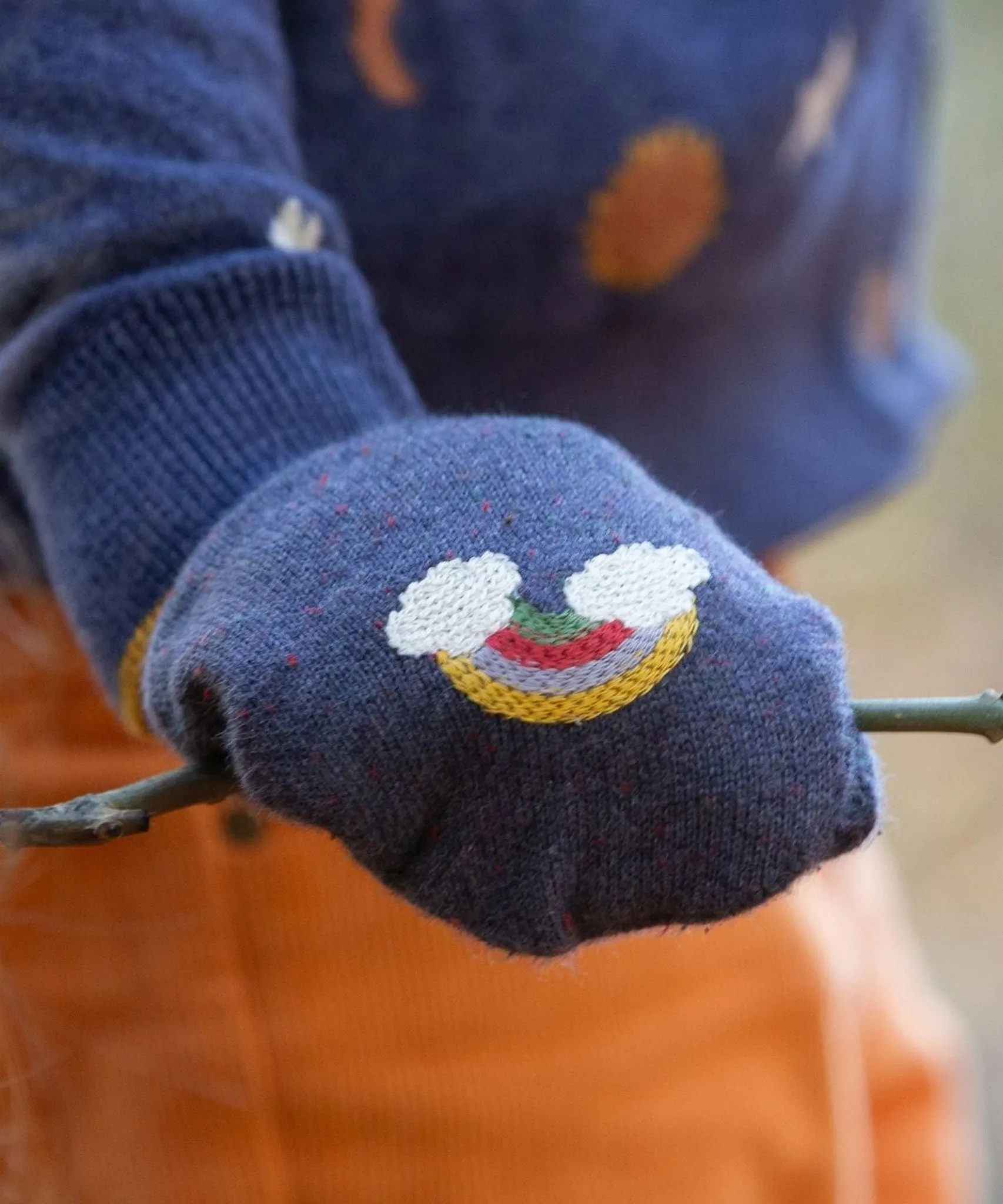 Cozy LGR Dreamy Blue Embroidered Knit Mittens - Perfect for Winter Warmth