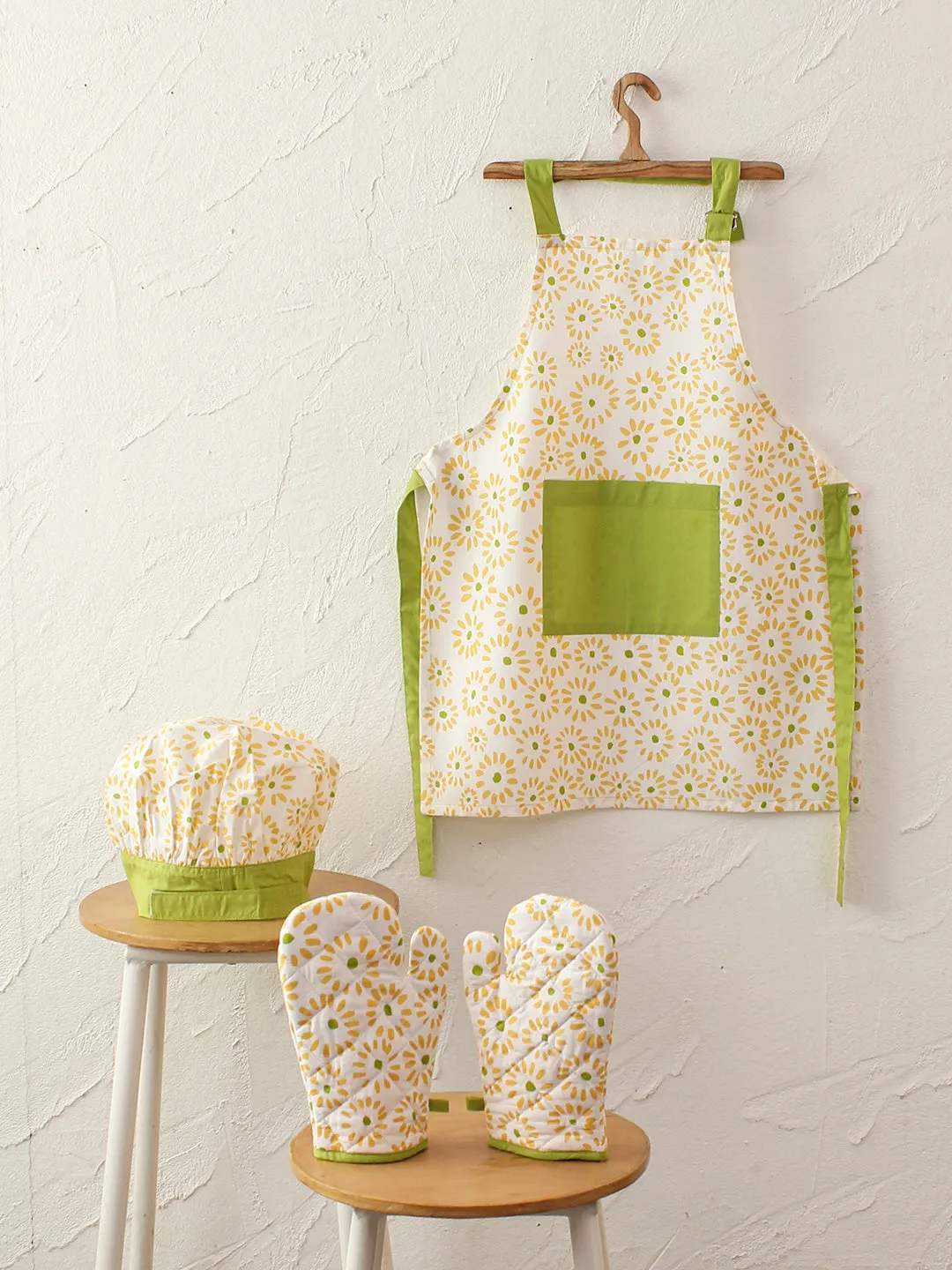 The Little Babushkas Kitchen Set (Yellow)